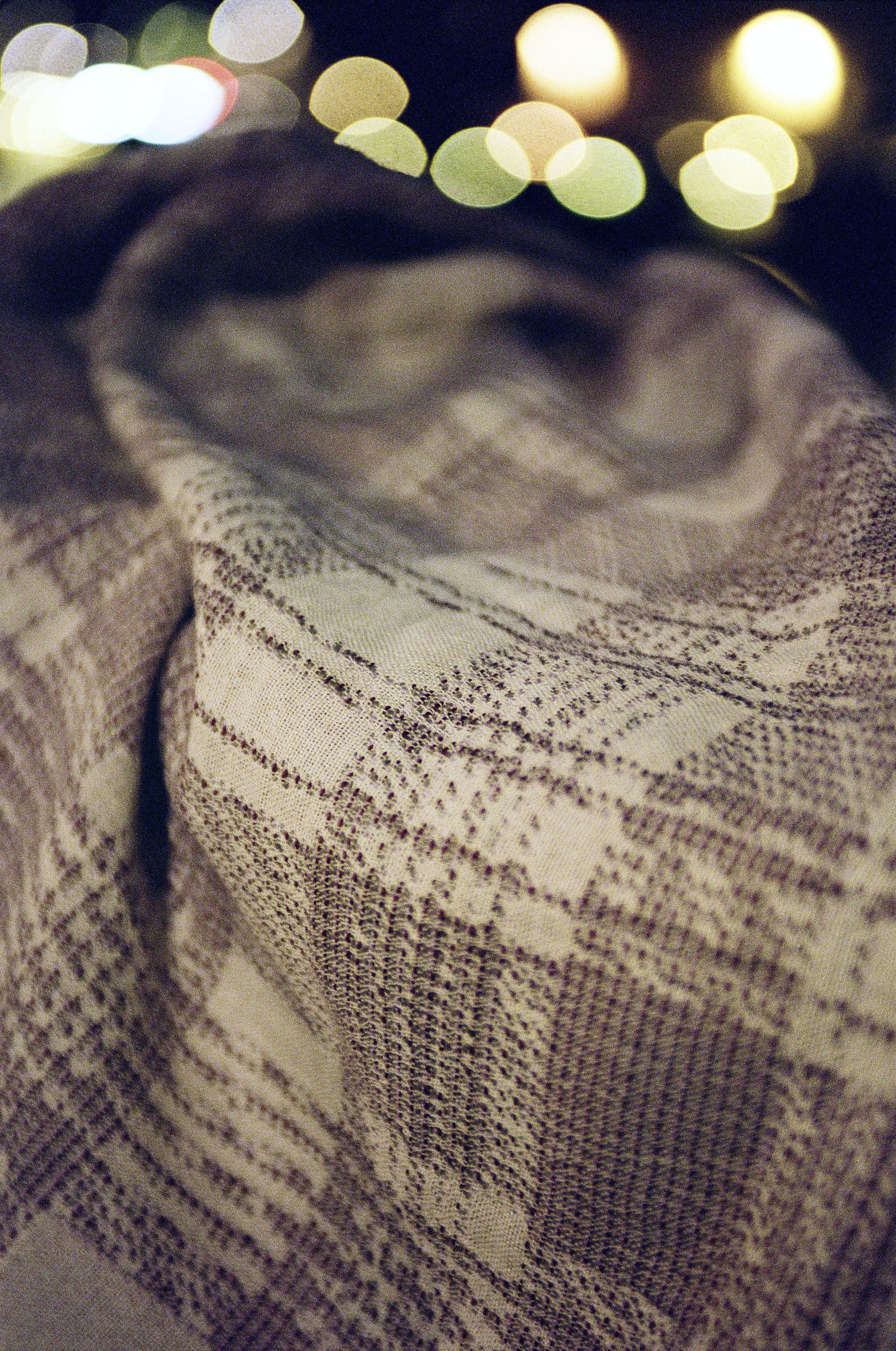 RHONE Plaid grape /off white 130x170 cm