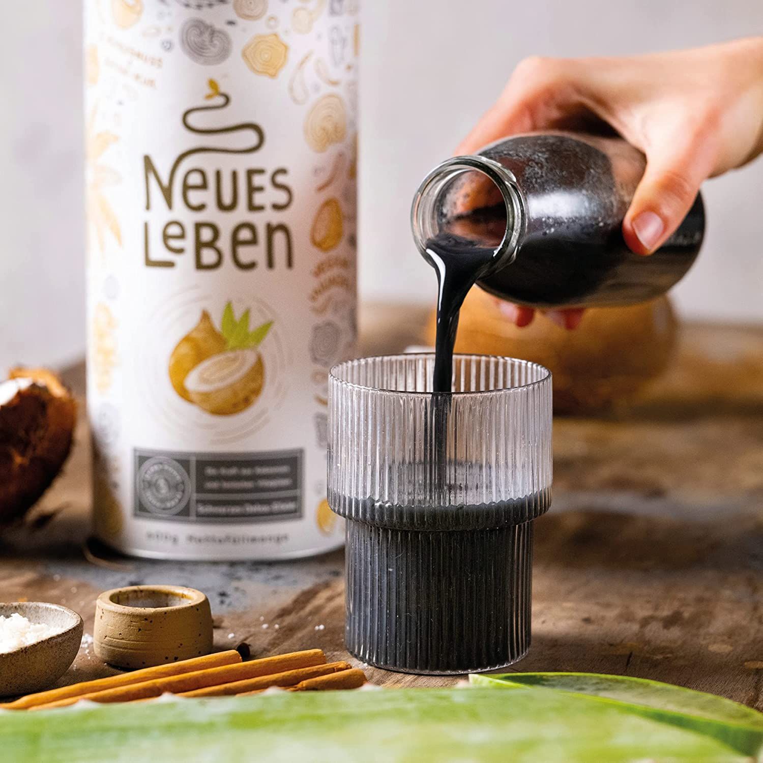 Neues Leben - Schwarzes Detox-Elixier