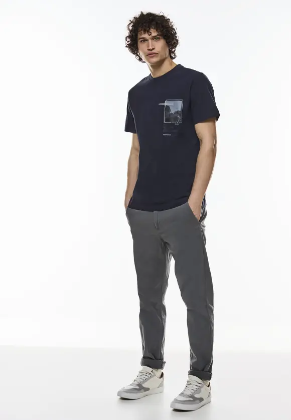 T-Shirt mit Brustprint - deep blue