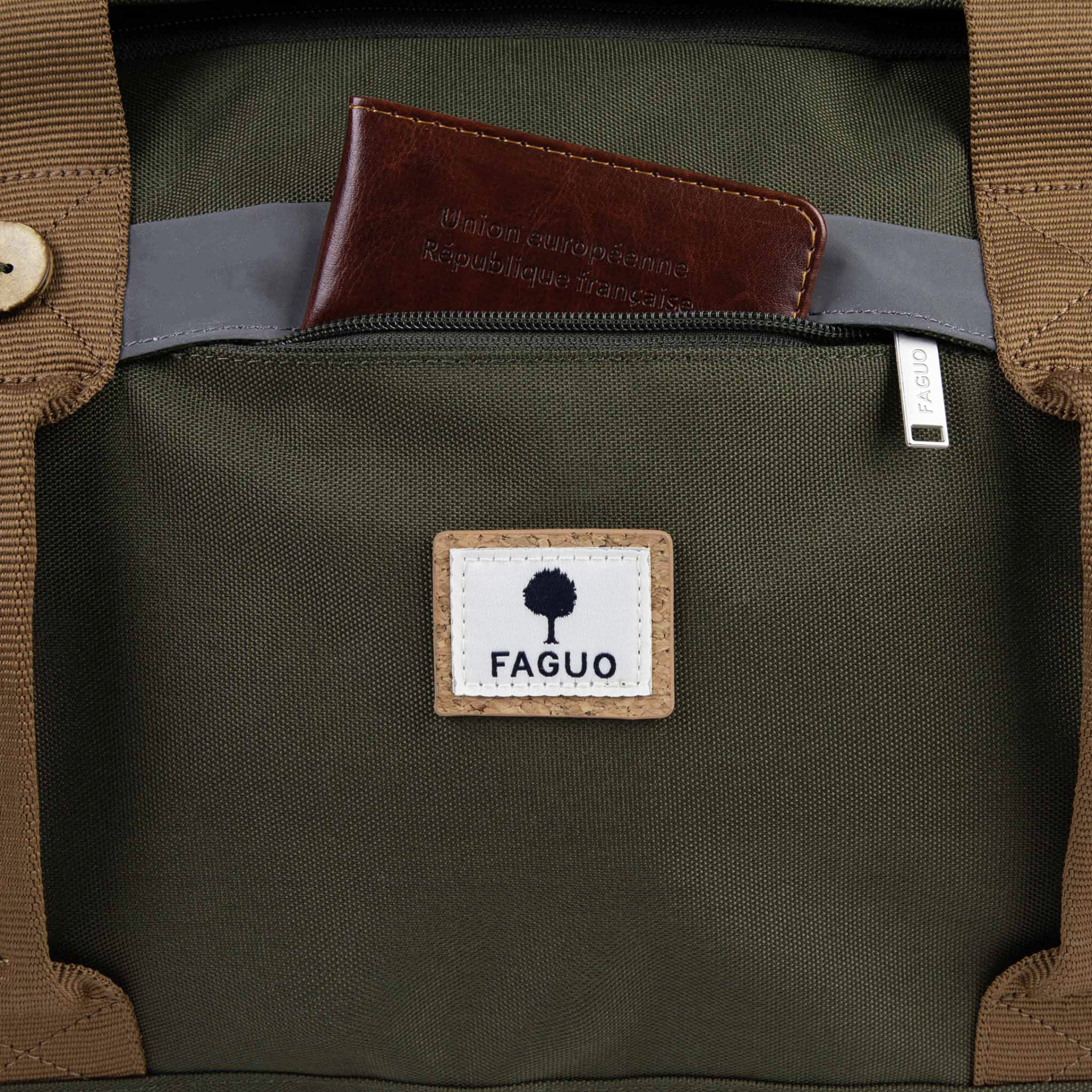 Sac de voyage kaki vegan polyester recyclé - modèle big duffle