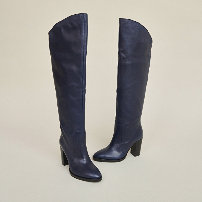 Bottes hautes à bouts pointus  en cuir bleu