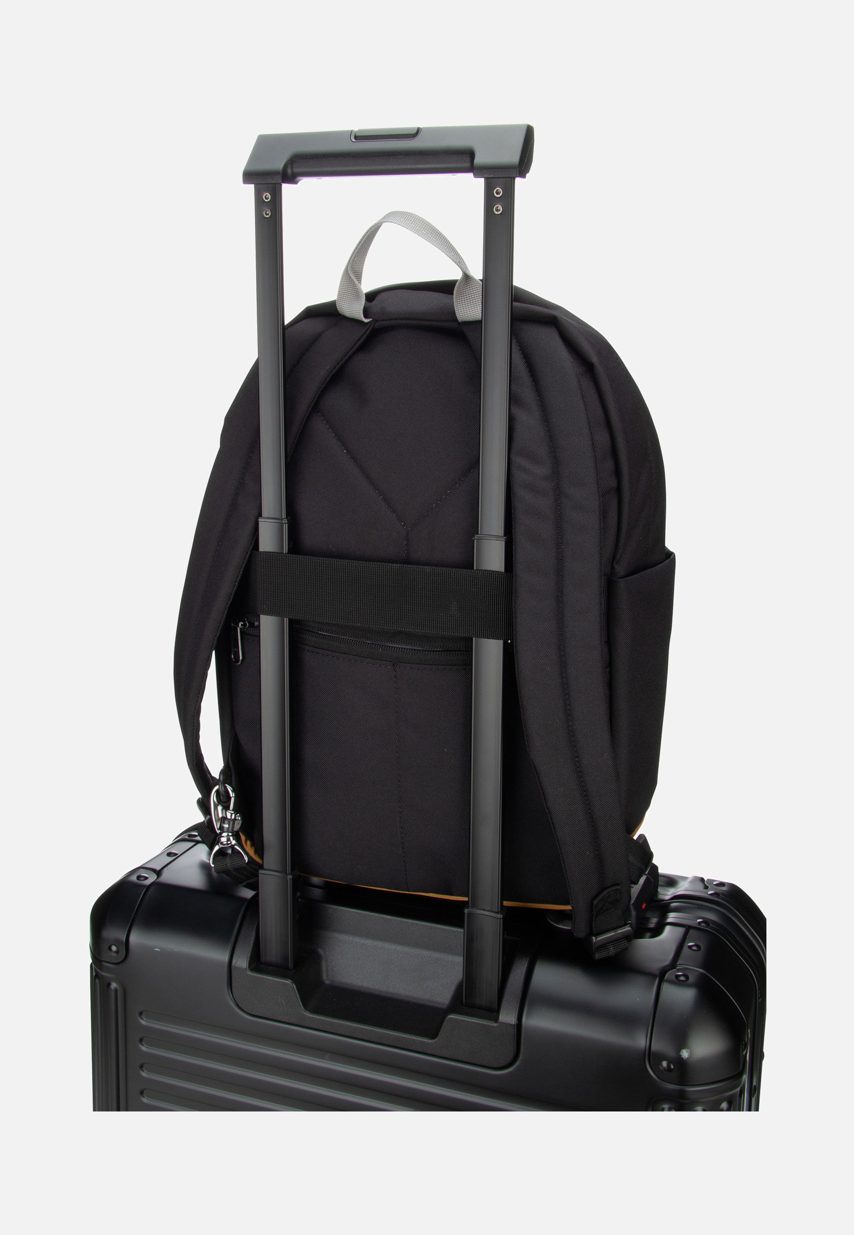 GO 15L Jet Black - Rucksack