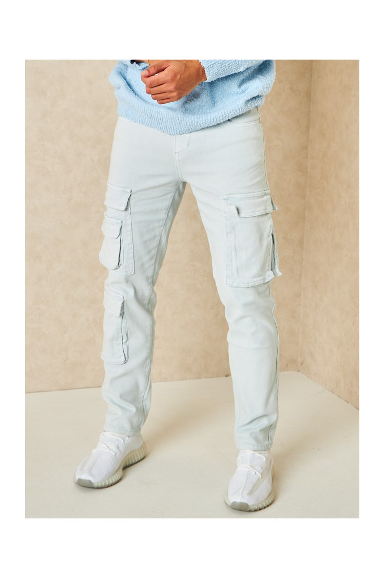 Jeans bleu ciel coupe droite à poches cargo