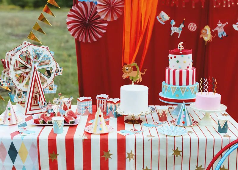 Circus Tafelkleed Rood Wit Gestreept Papier 1,8m