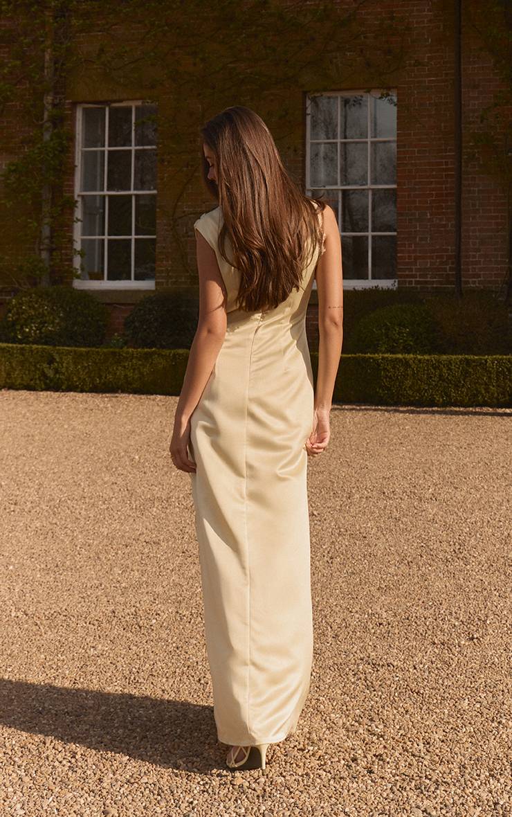 Citron Robe Longue Sans Manches En Satin Avec Détails En Dentelle