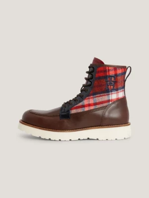 Botas de amarrar com estampa xadrez mesclada