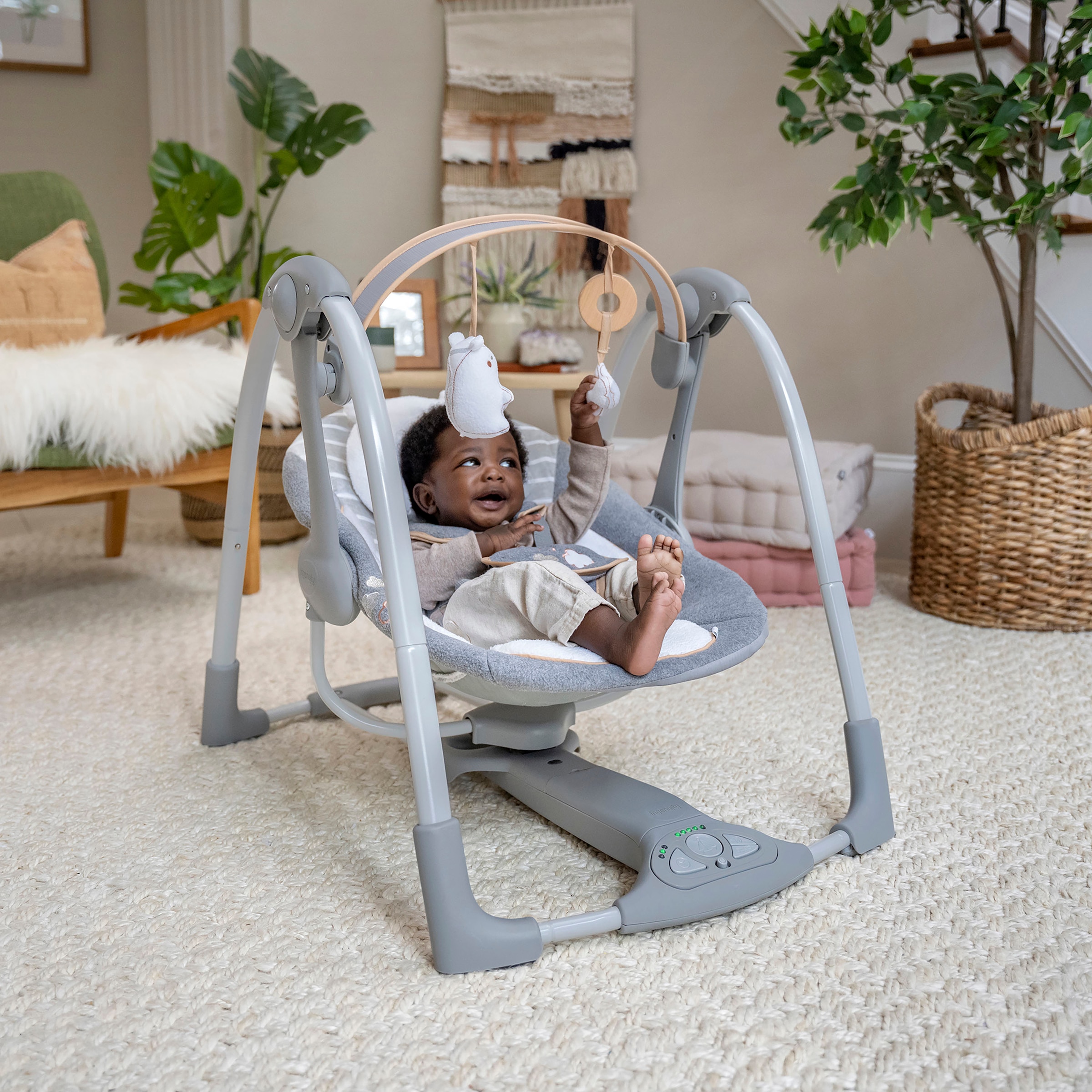ingenuity Babyschaukel »Swing'n' Go, Bella Teddy« bis 9 kg tragbar