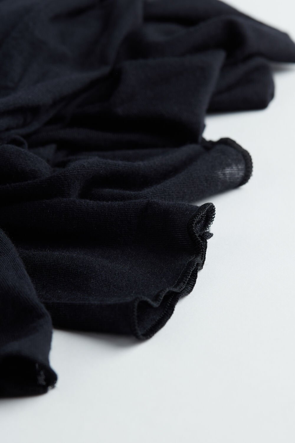 Blusa ultraleve de gola alta em modal e cashmere