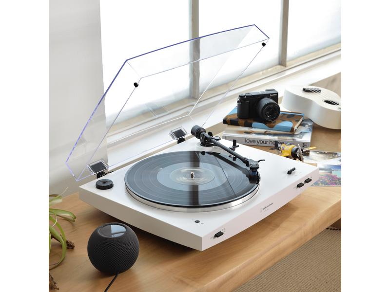 Audio-Technica Plattenspieler mit Bluetooth AT-LP3XBT Weiss Automatischer Plattenspieler mit Riemenantrieb und Bluetooth