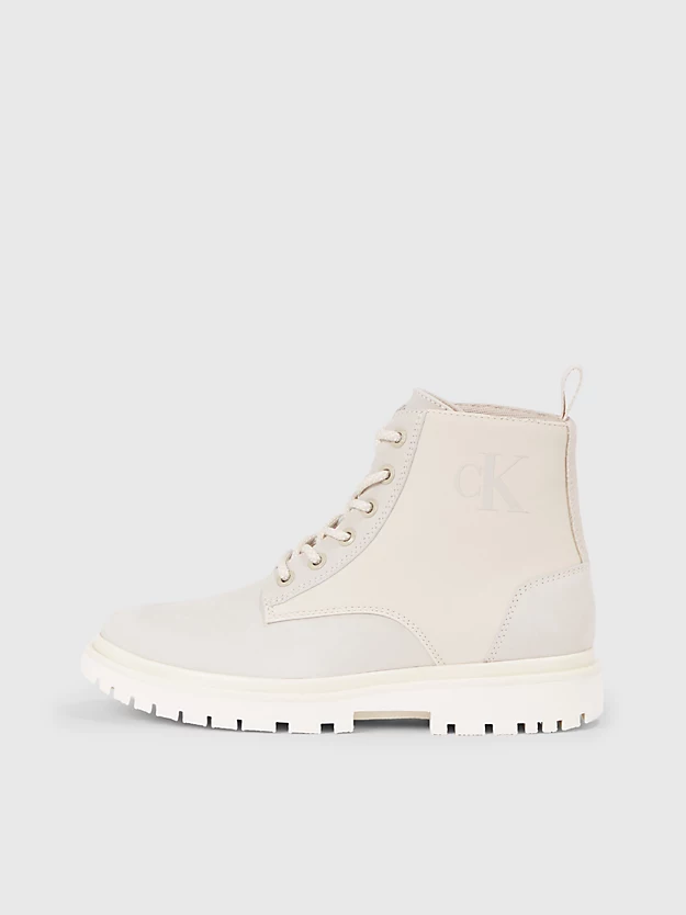 Botas de couro