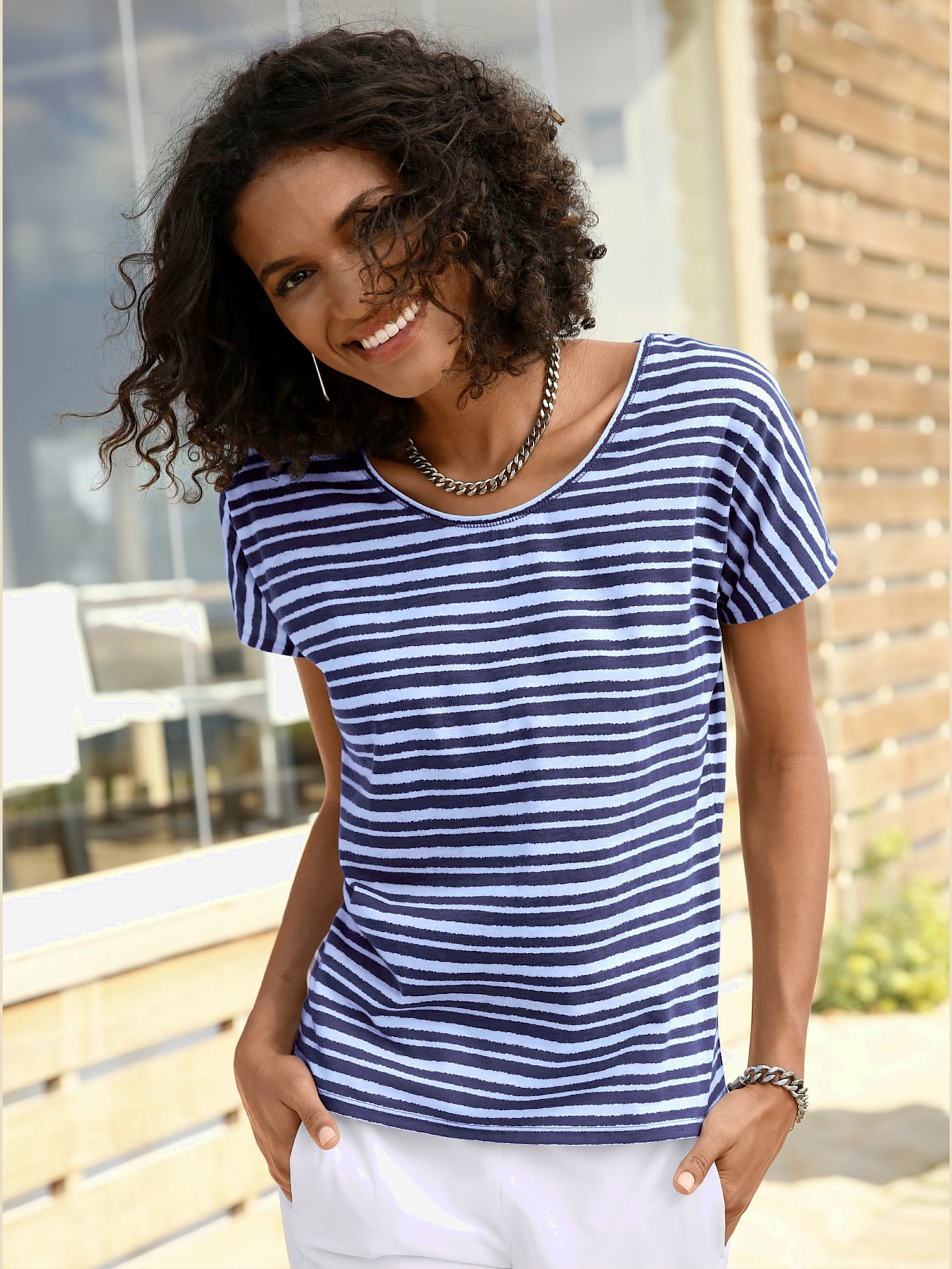 T-shirt femme col rond classique à rayures