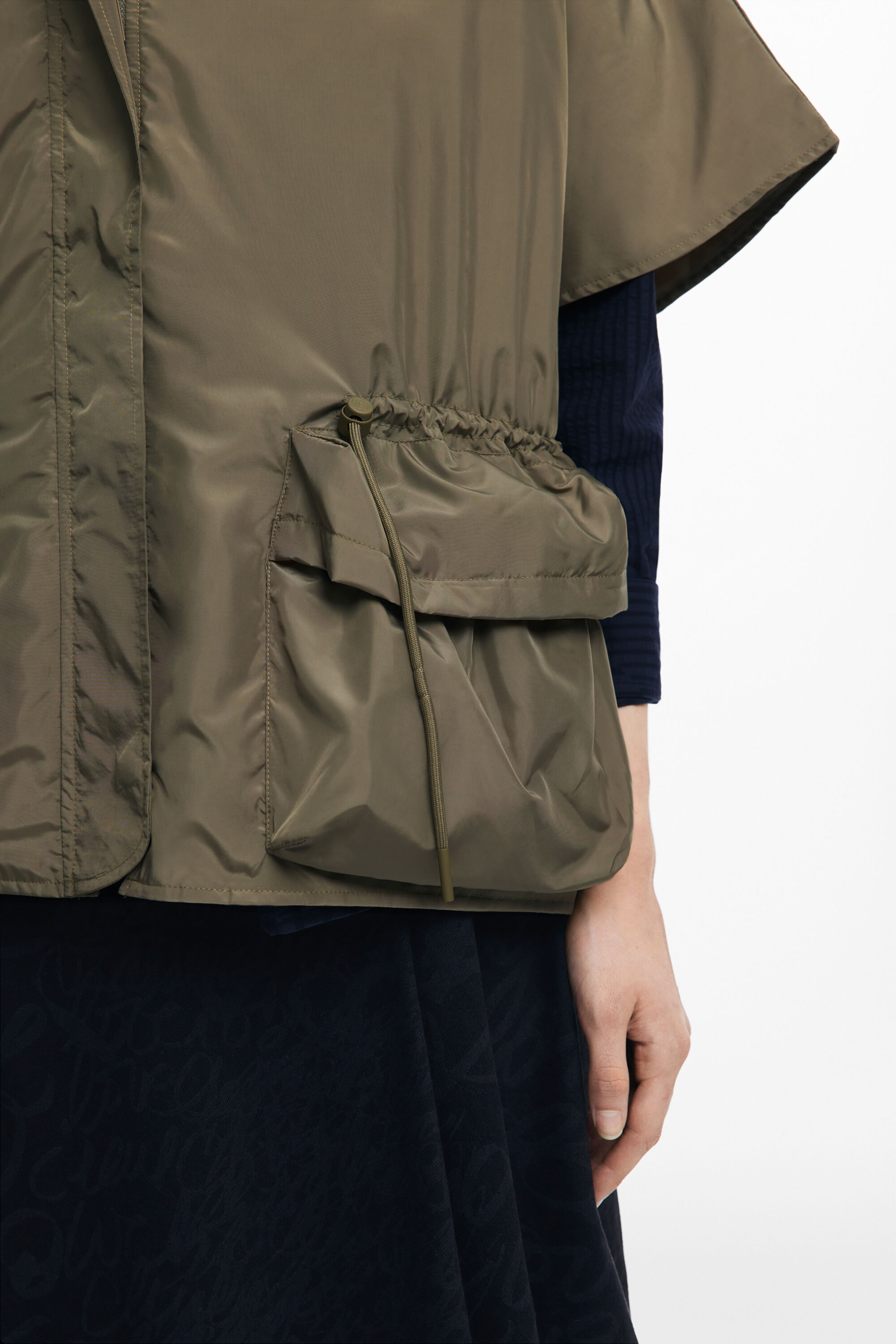 Poncho de nylon ajustável