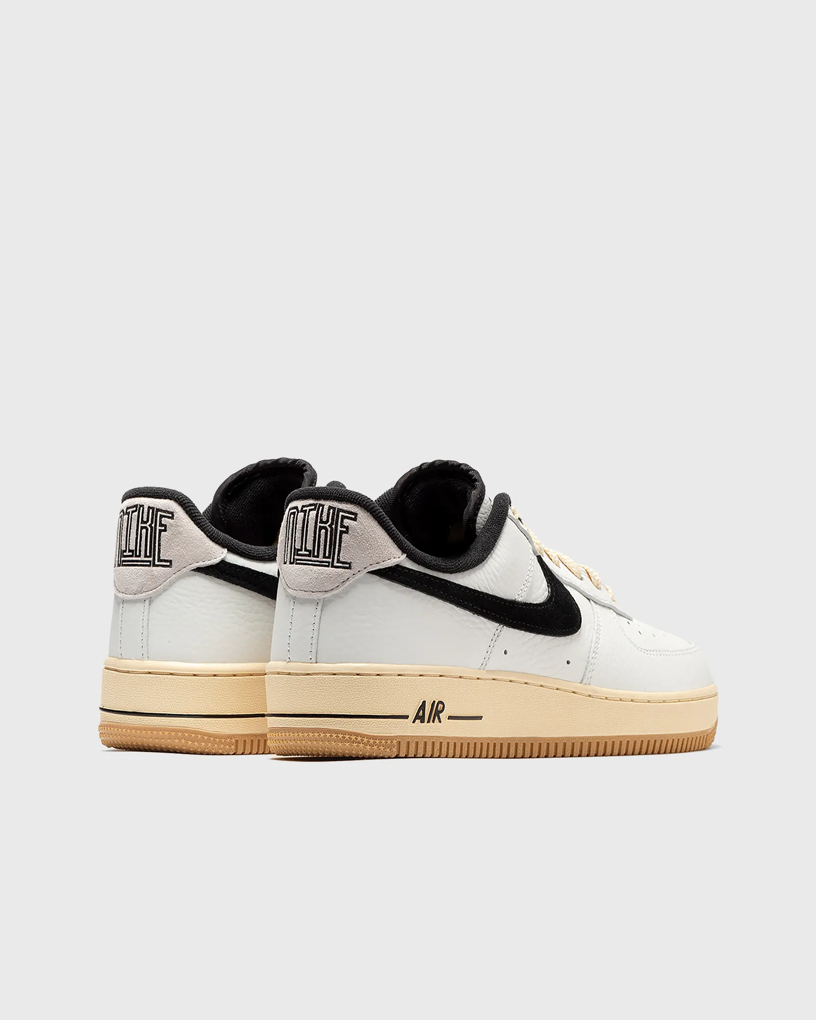 Nike WMNS Air Force 1 '07 LX 'Command Force'