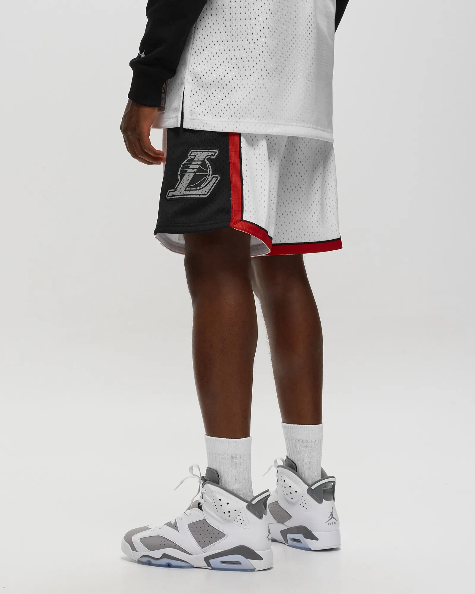 Mitchell & Ness NBA CRACKED CEMENT SWINGMAN SHORT LAKERS 2009