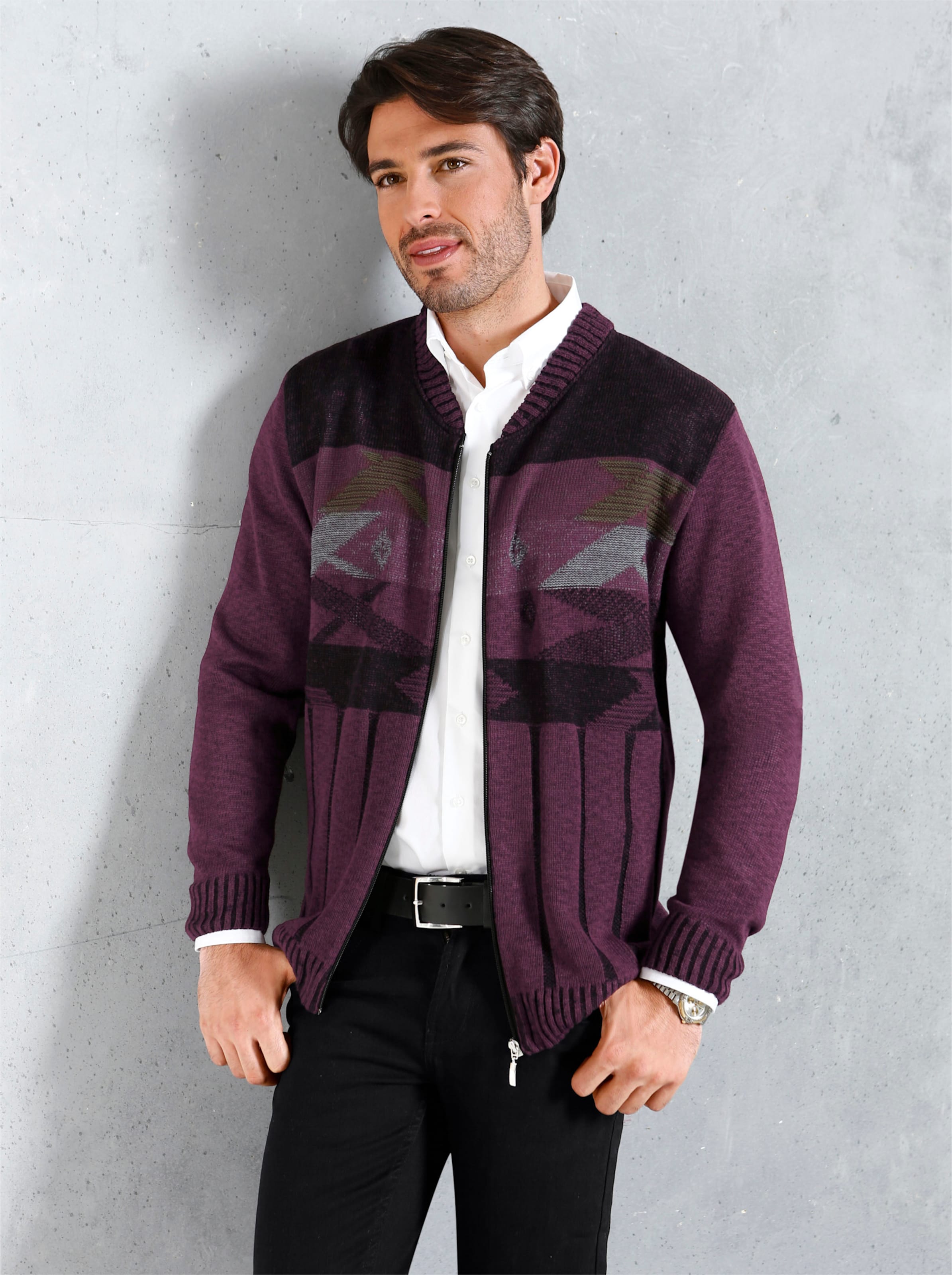 Strickjacke in bordeaux