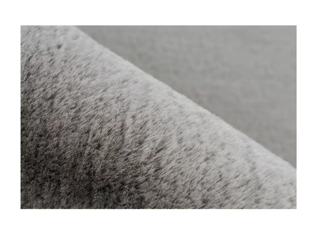 Tapis 110x60cm, design E005N coloris taupe - Confort et élégance pour votre intérieur