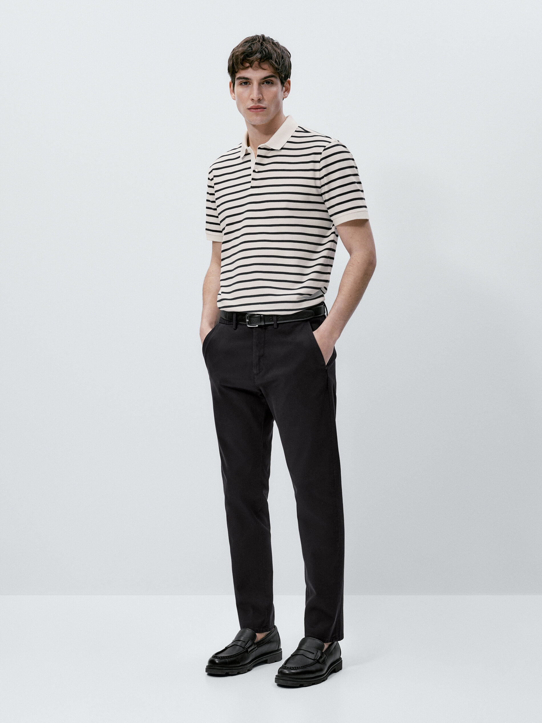 Calça chino micro estructura tapered fit - AZUL MARINO