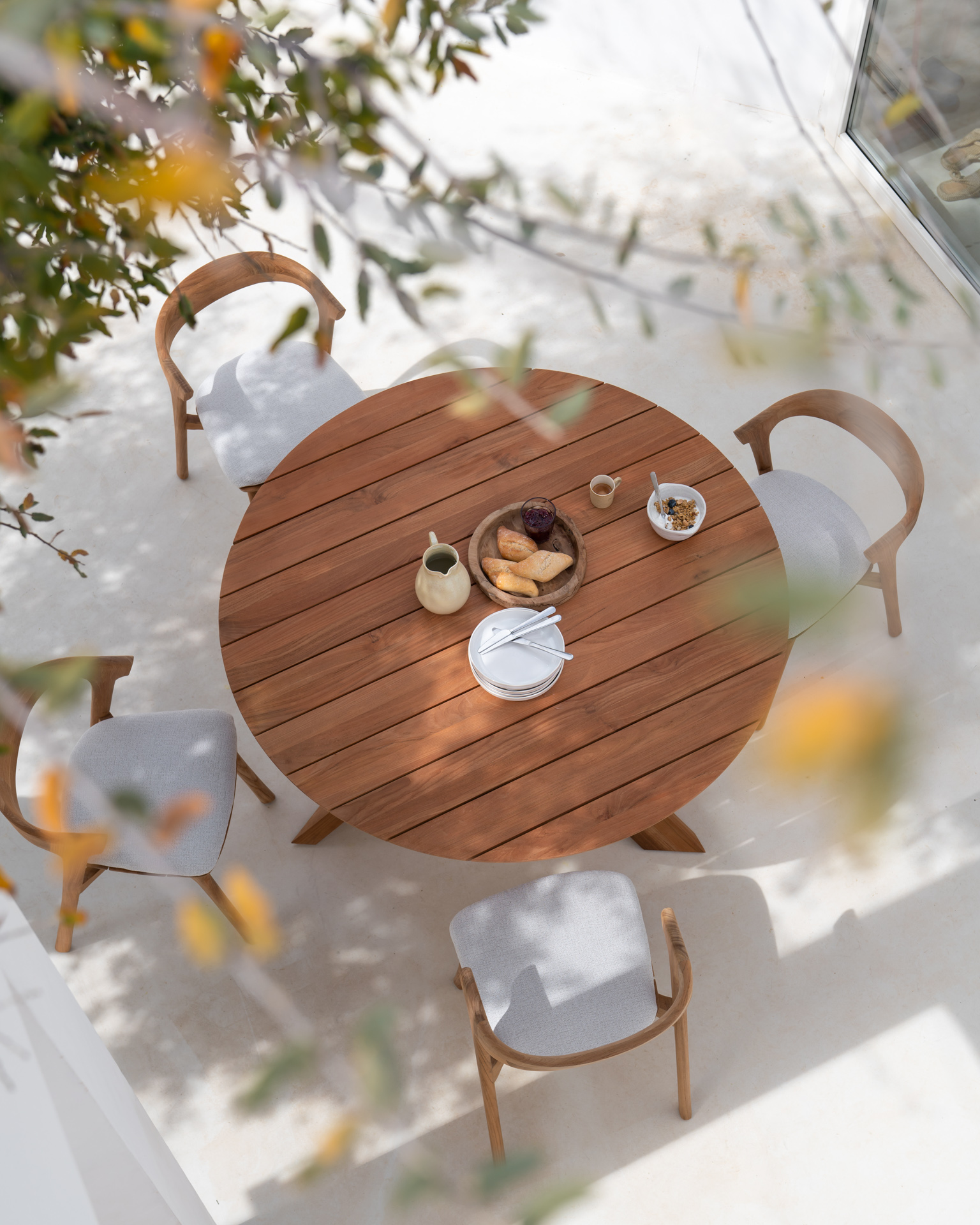 Ethnicraft - Oak Circle eettafel – outdoor - 136