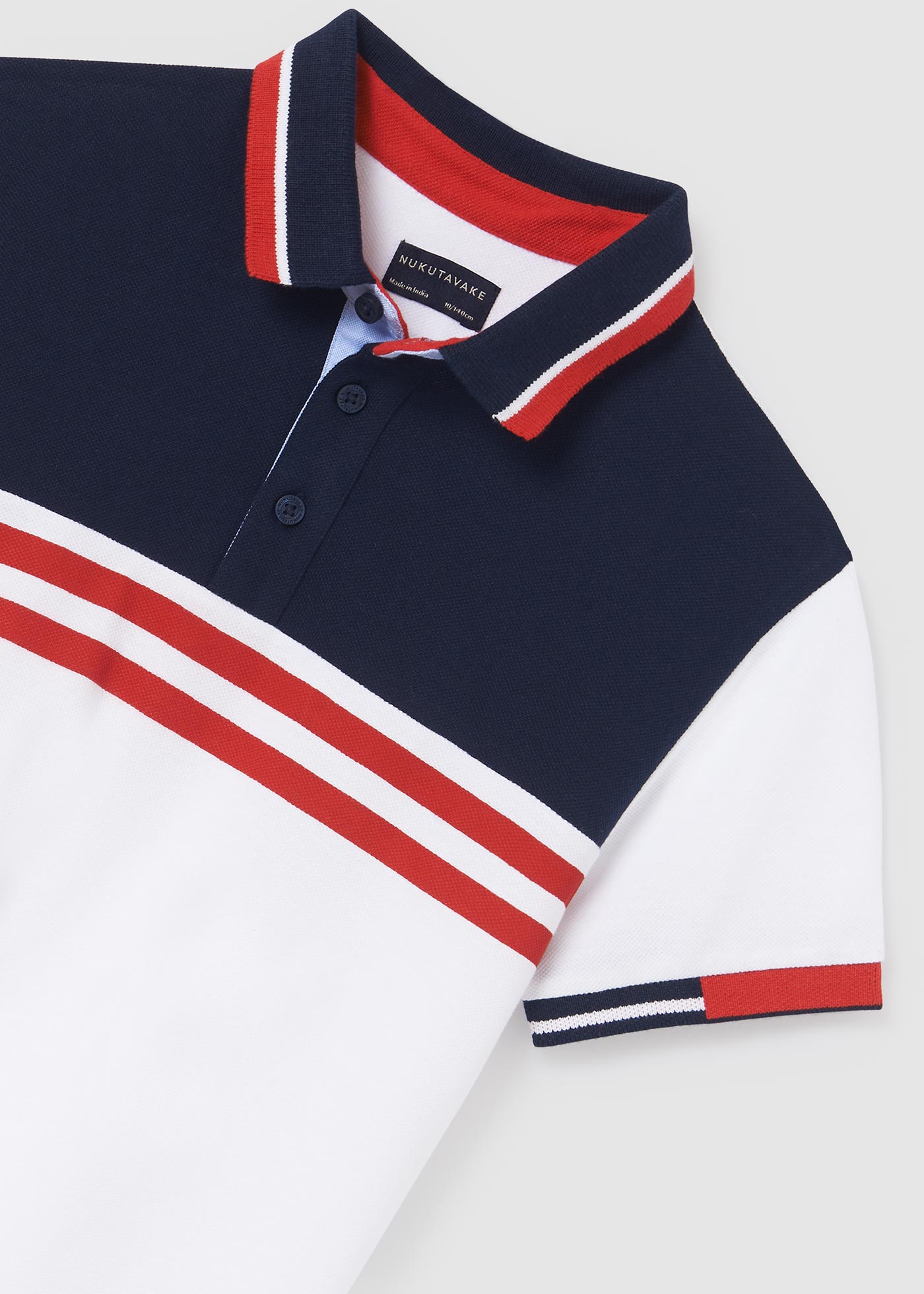 Camisa polo pequena combinada com granito