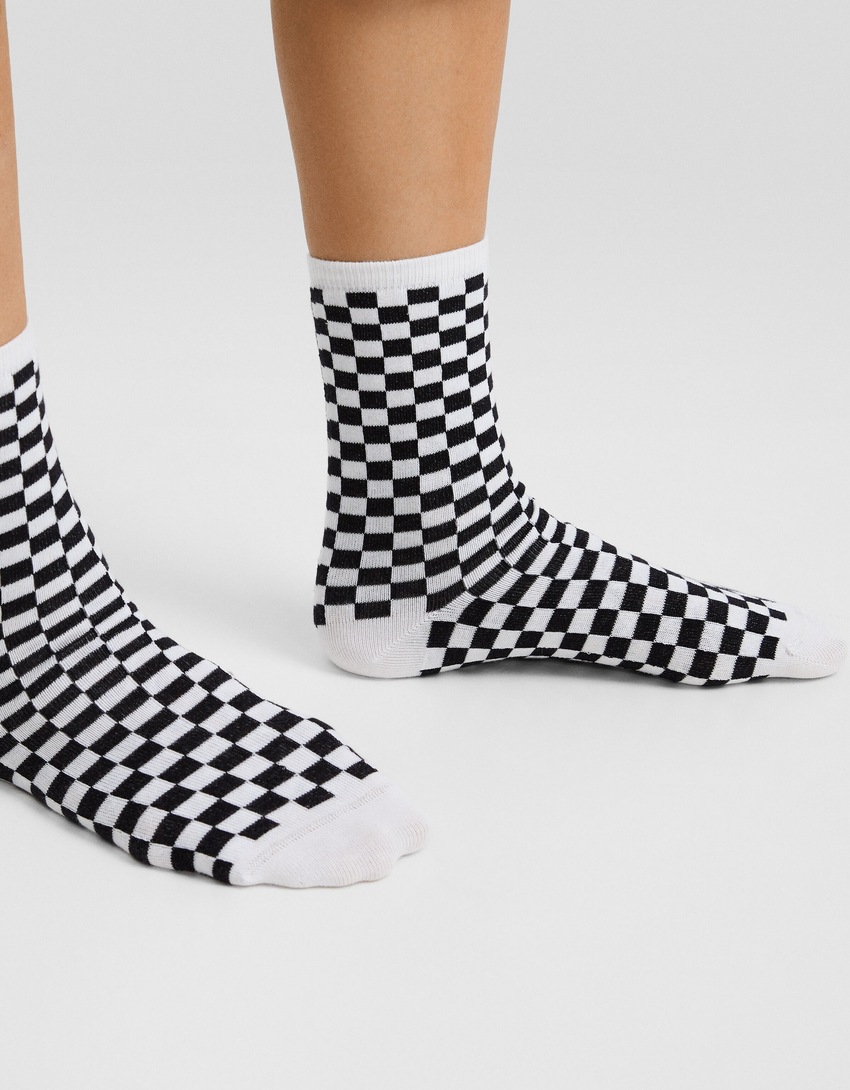 Pacote com 3 pares de meias com estampa bordada