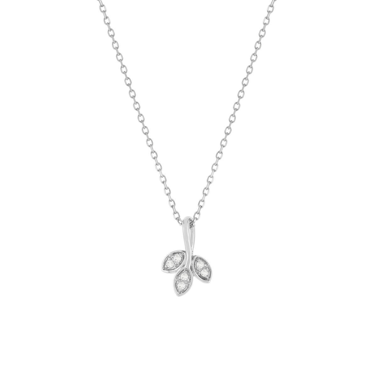 Collier or blanc 375, diamants, motif feuille. Longueur 42 cm.