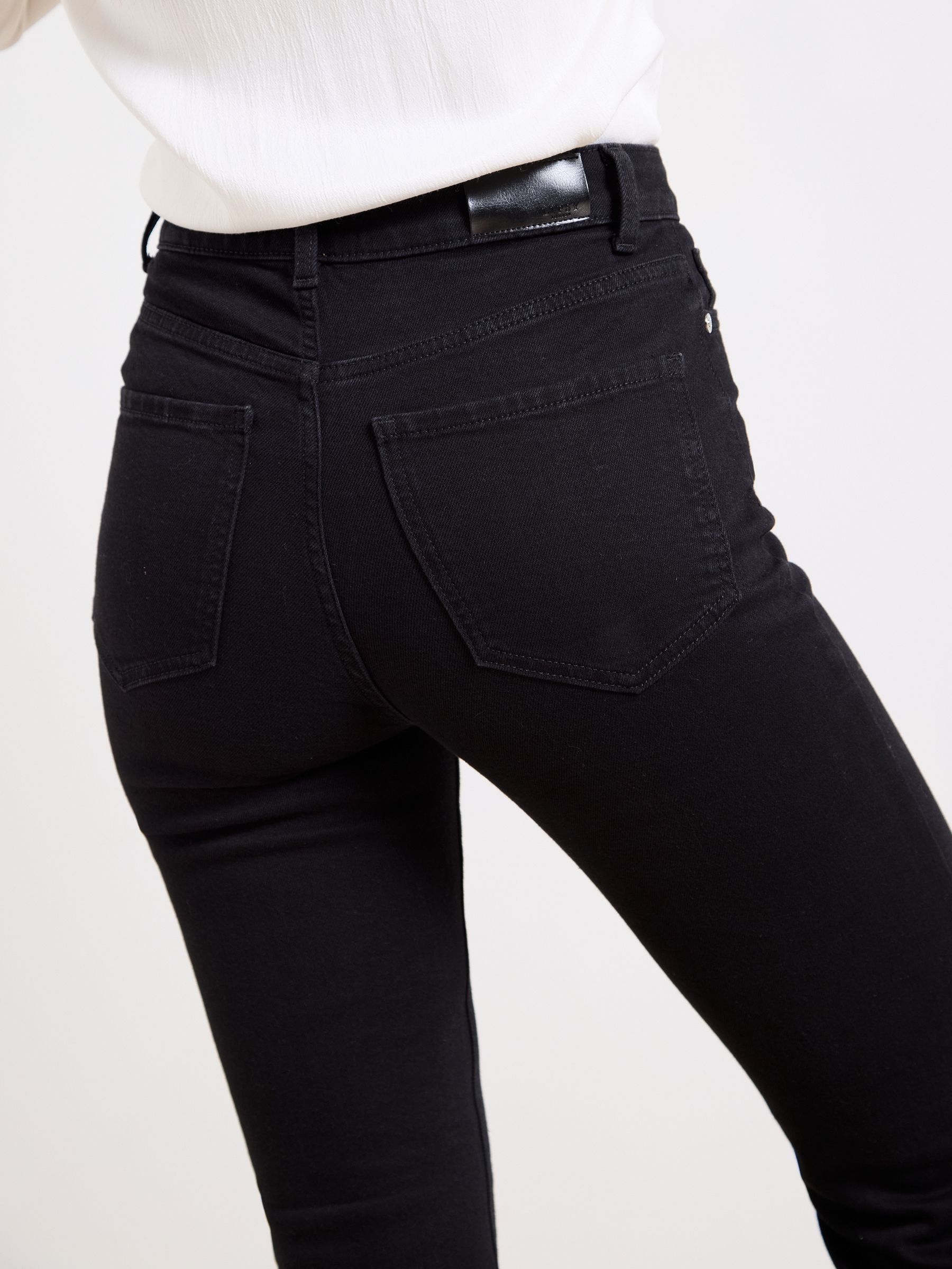 Zwart - Lipsy slim-fit flare jeans met hoge taille