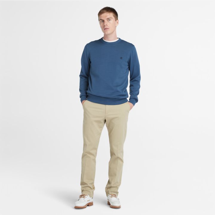 Suéter Williams River de gola redonda para homens na cor azul marinho.
