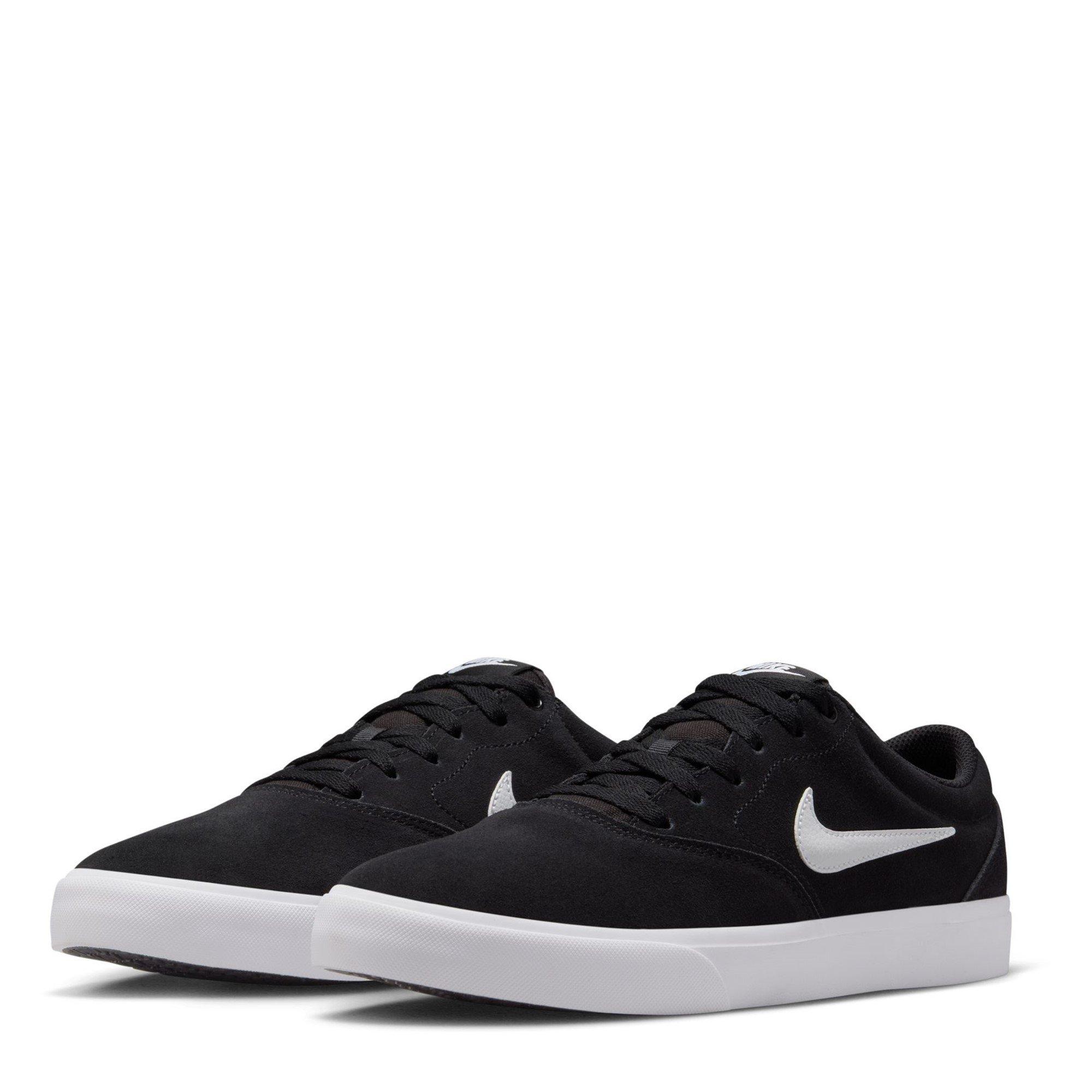 Nike Charge Low Trainers Mens