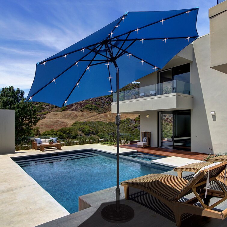 Yolanda 108'' Lighted Market Umbrella