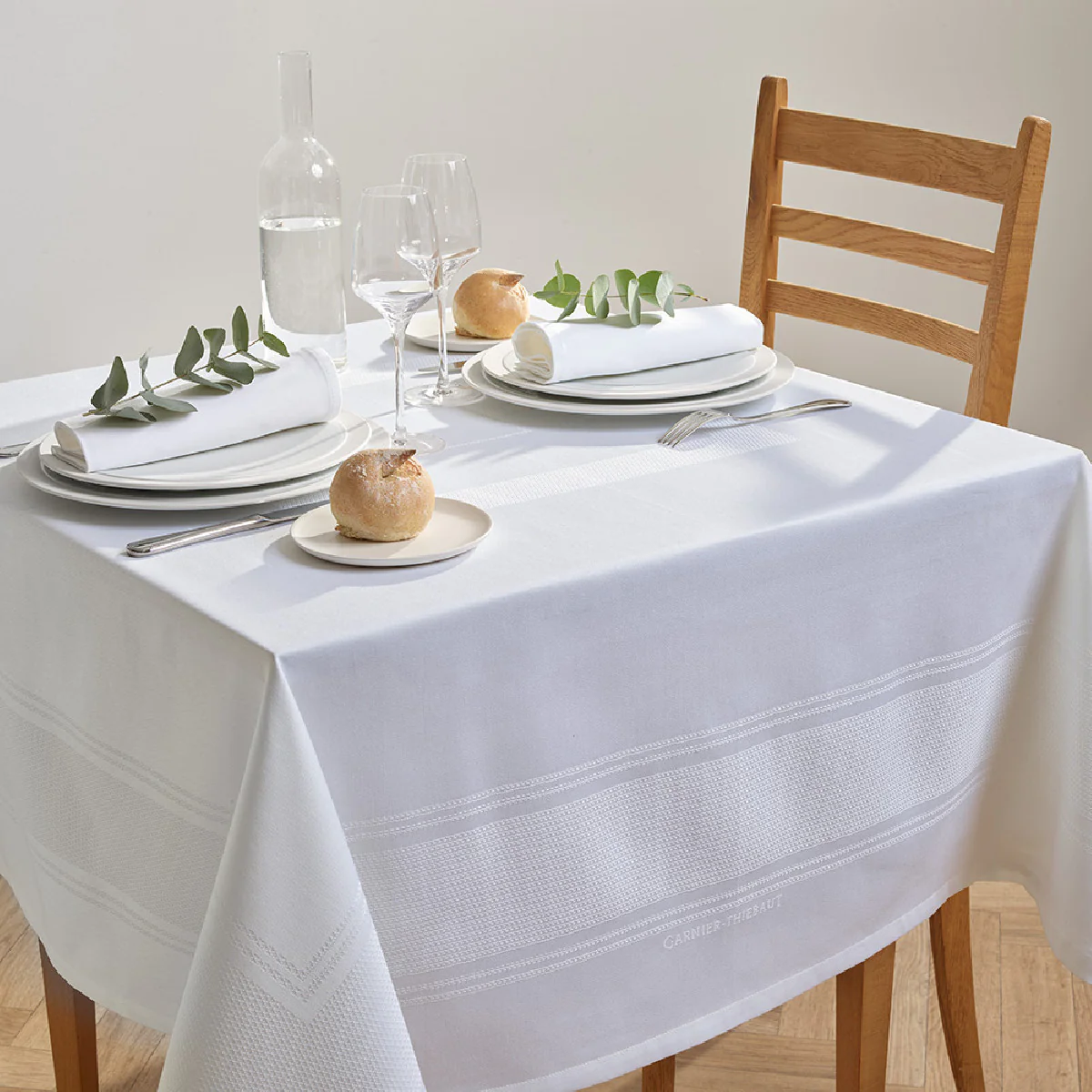 Nappe antitache déperlant pur coton blanc 155x225 Garnier Thiebaut