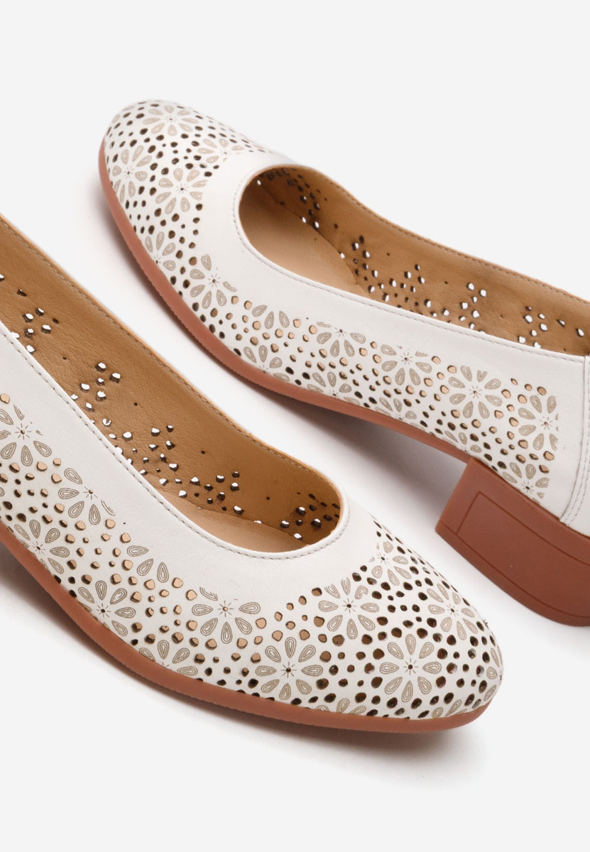 Chaussures à petit talon blancs Admire
