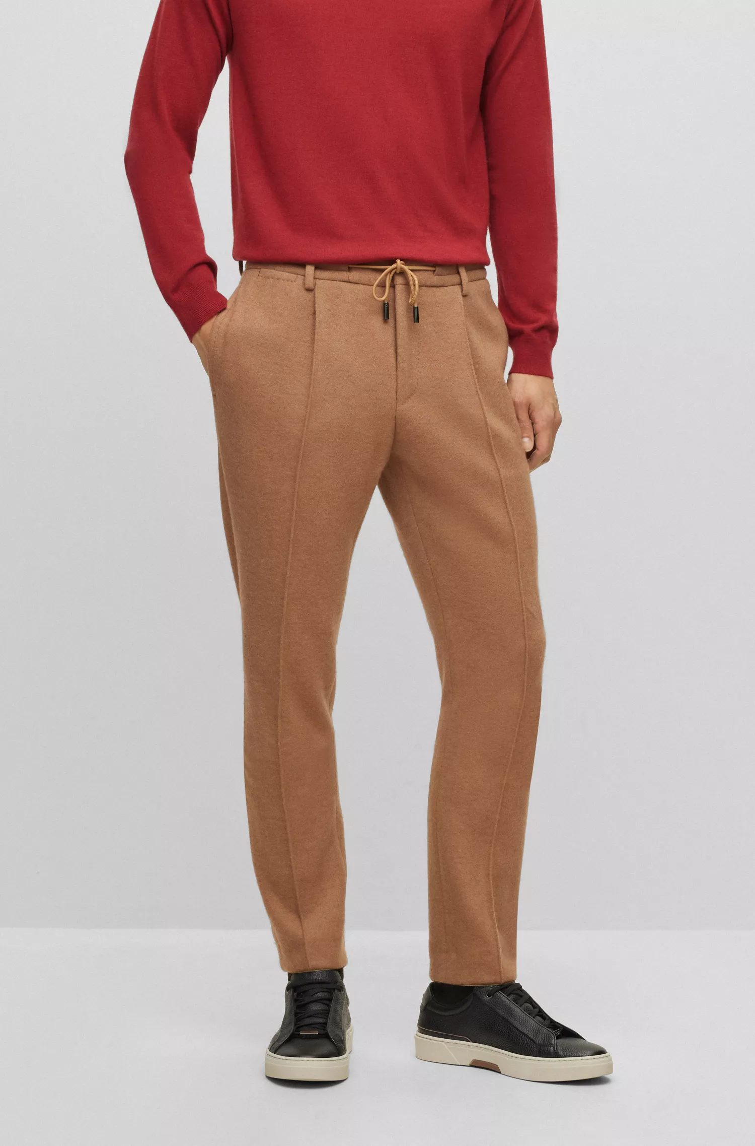 Calça BOSS Camel-Slim-fit em mistura de pelo de camelo