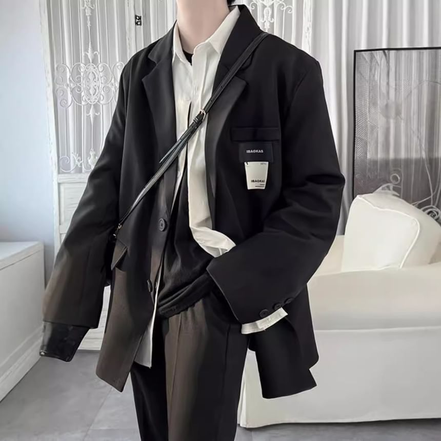 WidoWilder - Blazer met reverskraag en applicatie en één rij knopen