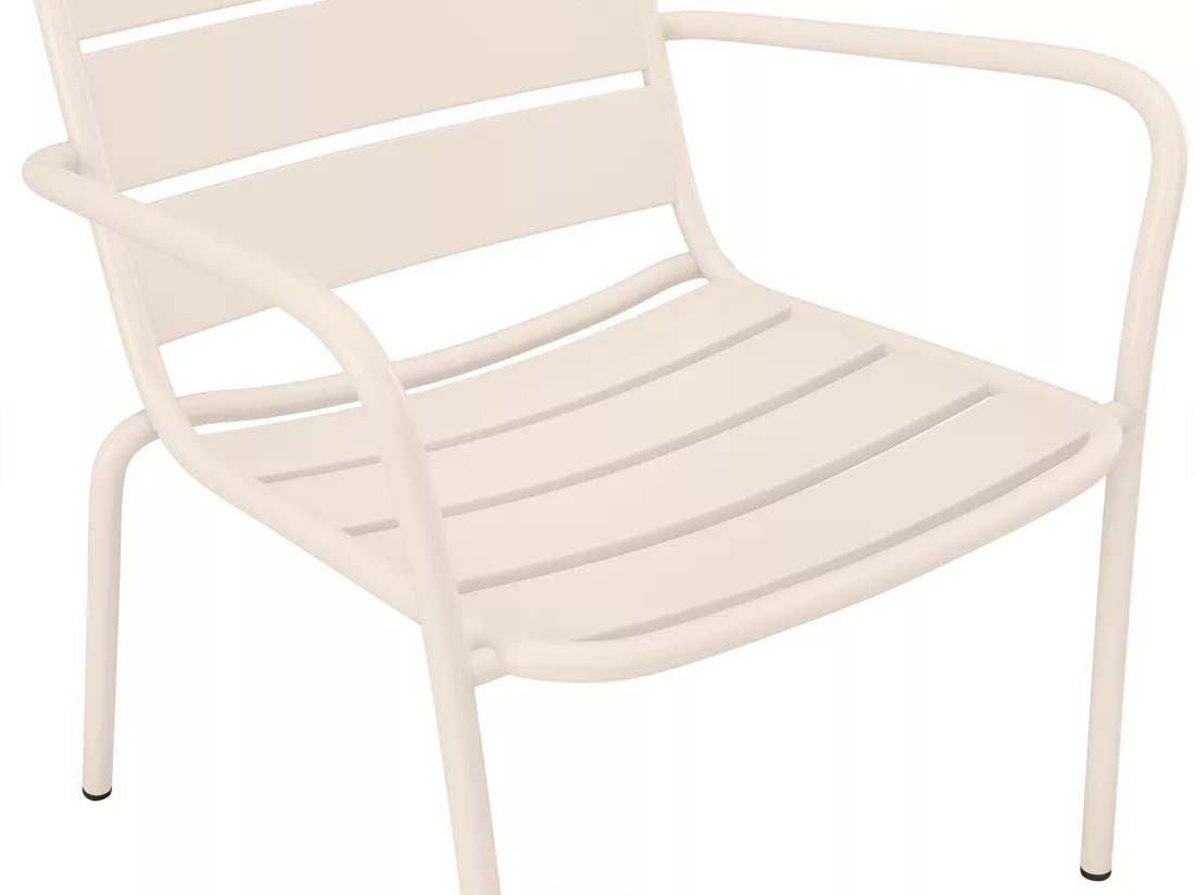 Fauteuil bas de jardin empilable en métal - Beige - MIRMANDE de MYLIA