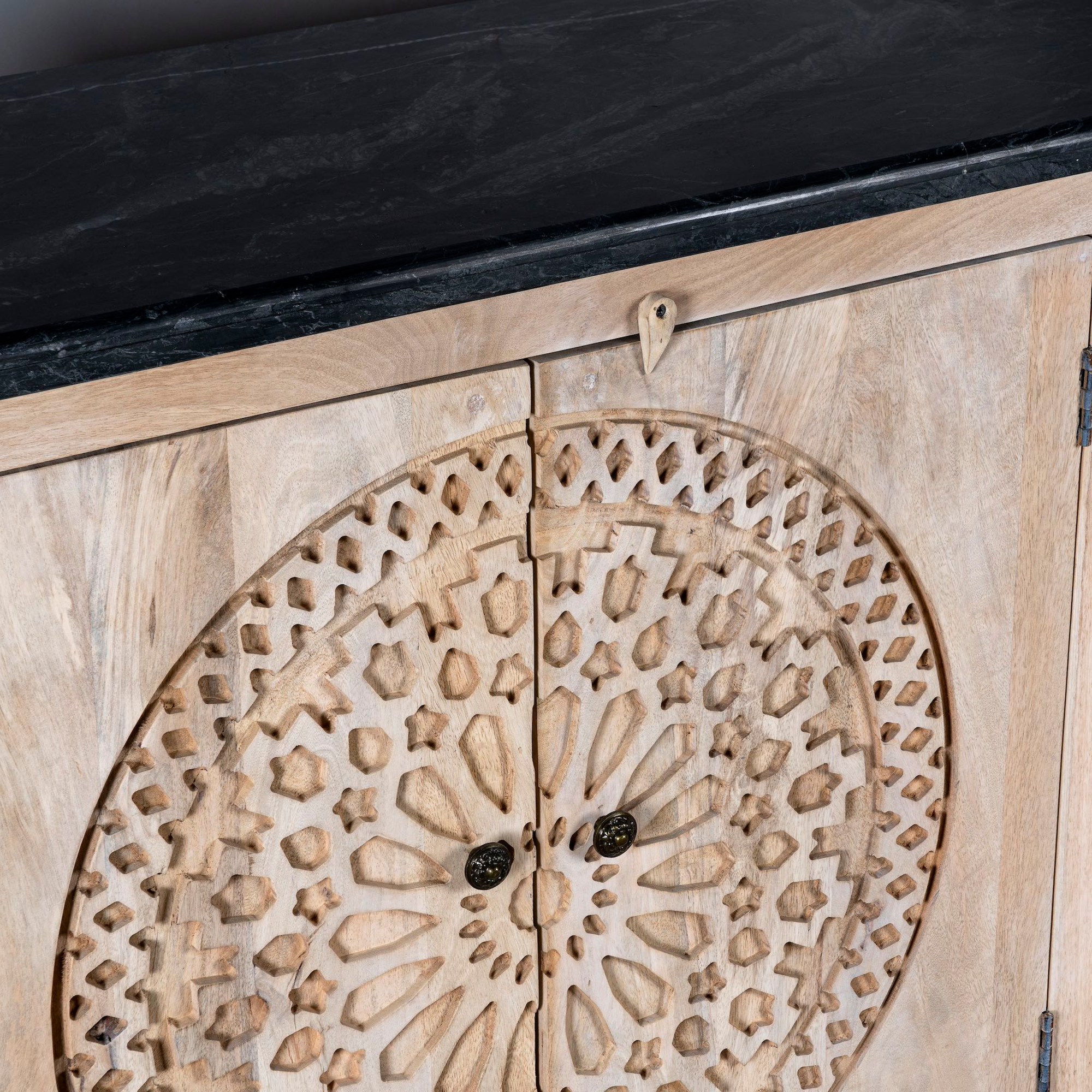 Dressoir Aadit #1