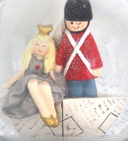 Kids by Friis Snekugle - ?:11 cm - Den Standhaftige Tinsoldat