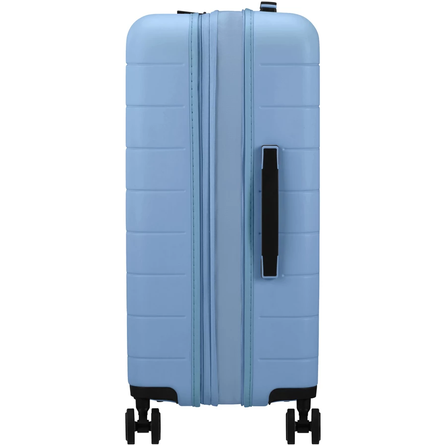 American Tourister Novastream - 4-Rollen-Trolley M 67 cm erw. pastel blue