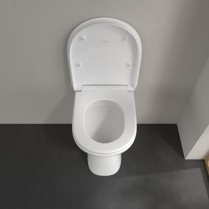 Villeroy & Boch ViCare randloos staand toilet CeramicPlus wit glans