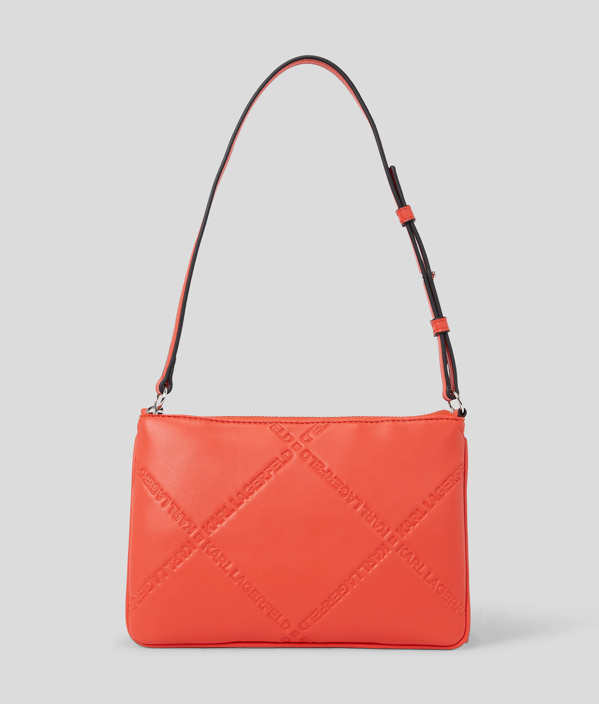 POCHETTE AVEC RELIEF ET SANGLE K/SKUARE
