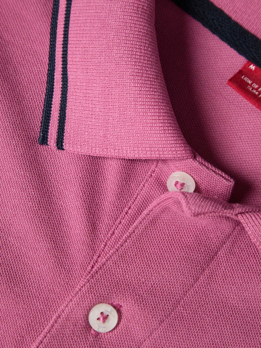 Polo piqué slim fit com riscas