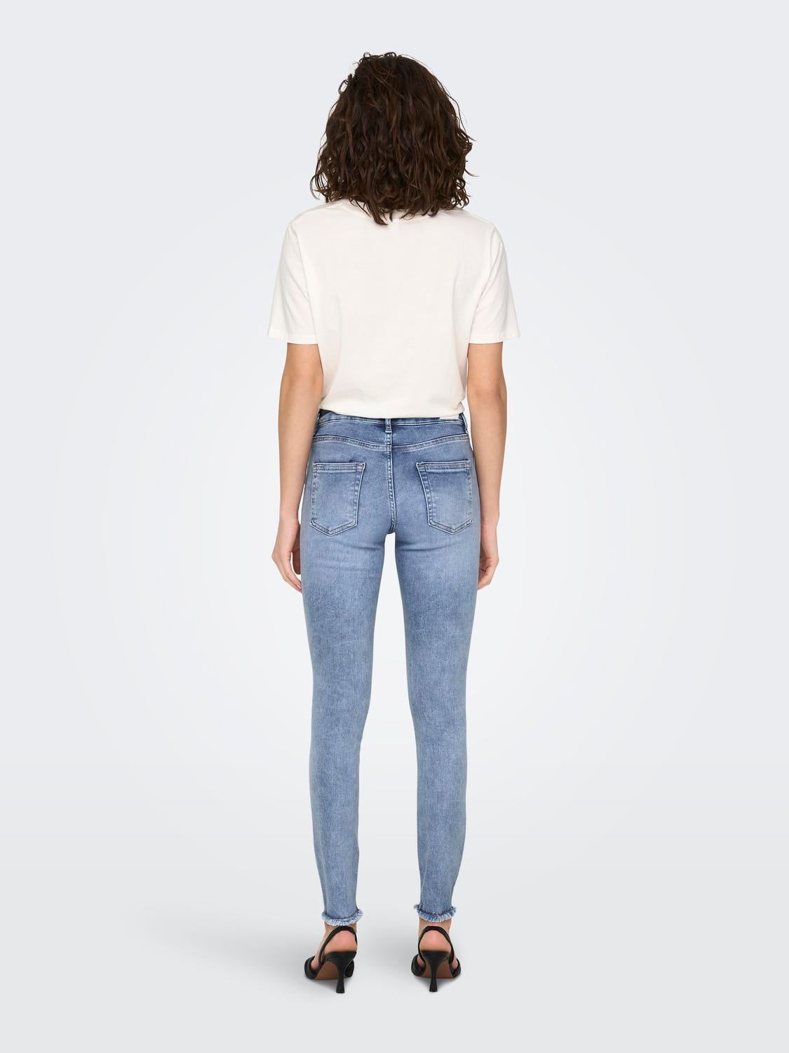 ONLBLUSH Mittlere Taille Skinny Fit Jeans Medium Blue Denim