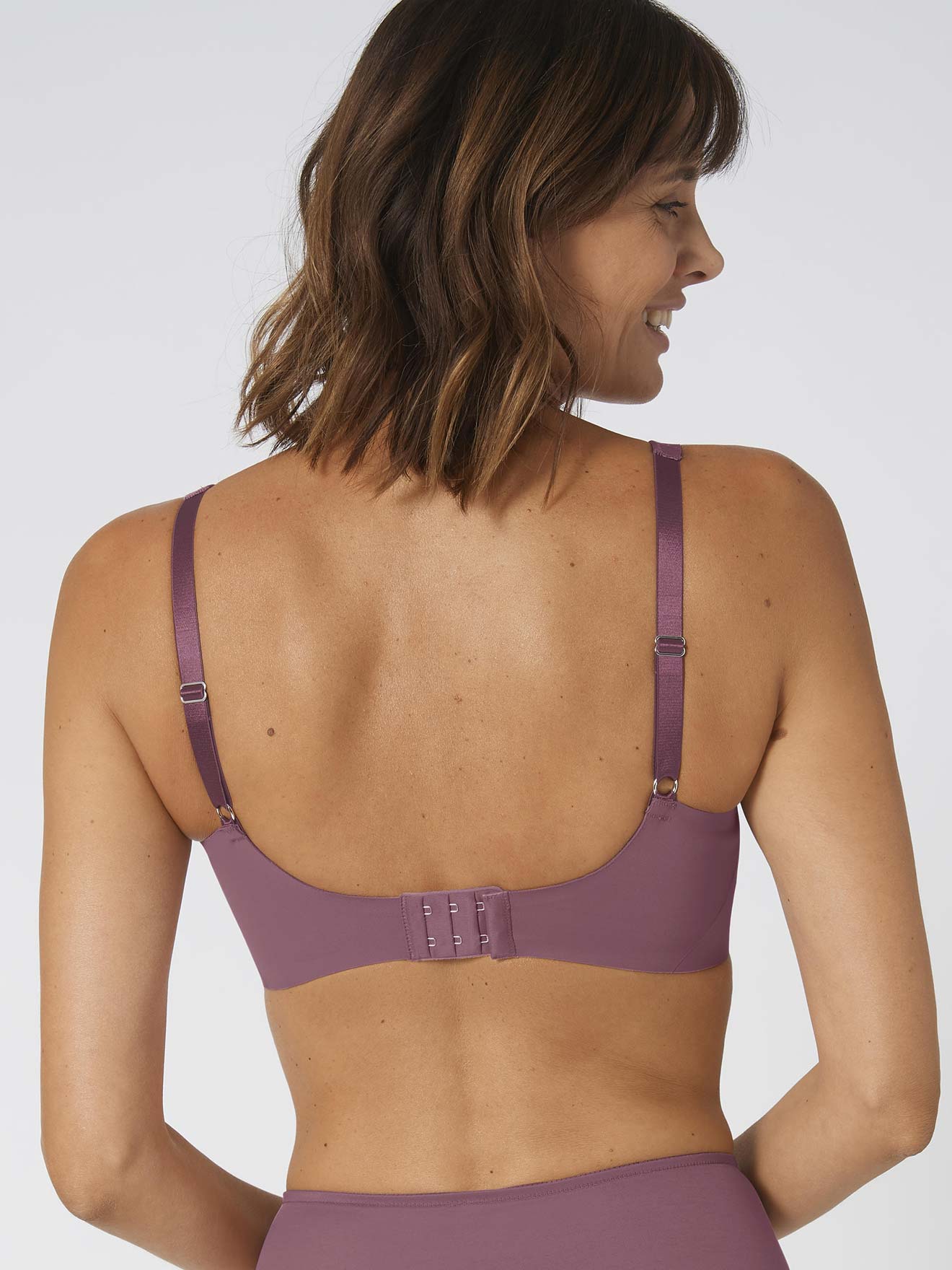 Soutien-gorge minimiseur sans armatures