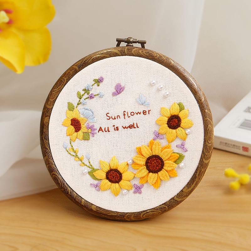 Embroidery Kingdom - DIY-borduurpakket voor ornamenten (verschillende ontwerpen)