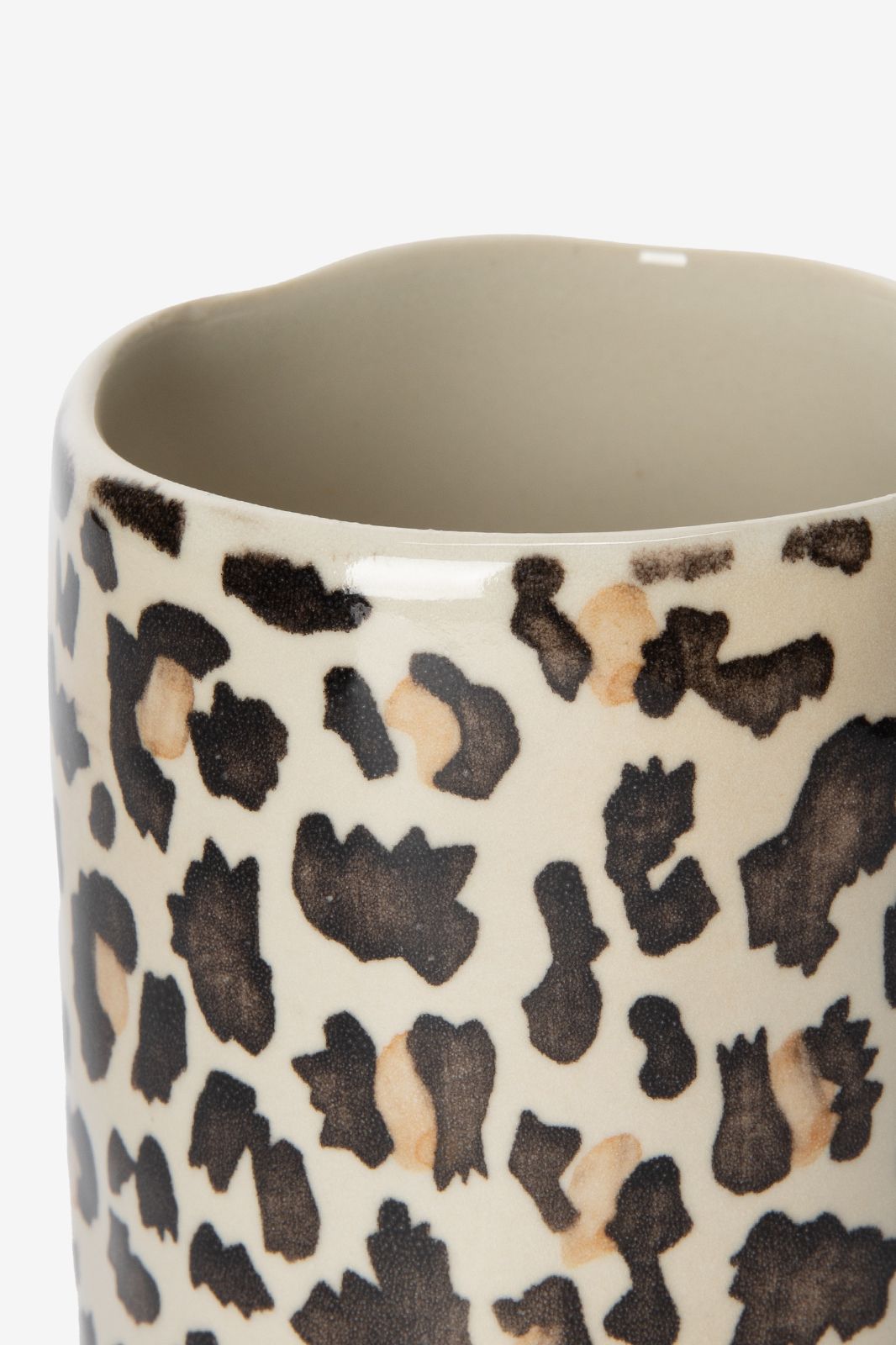 Lichtbruine mok met leopard print