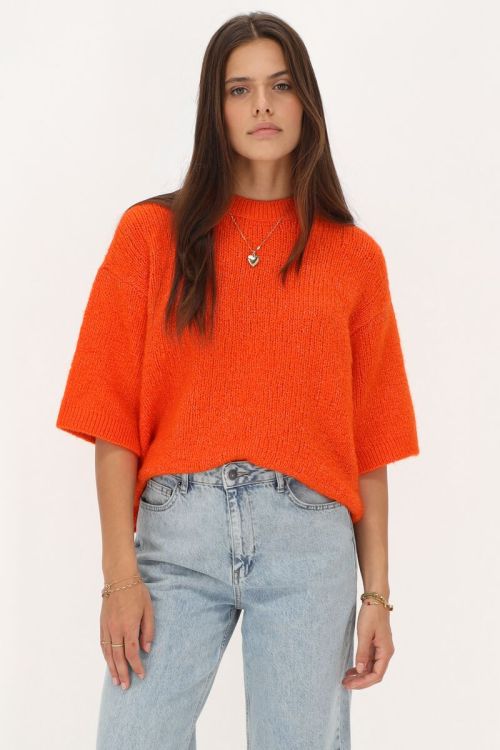 Oranje trui met korte mouwen