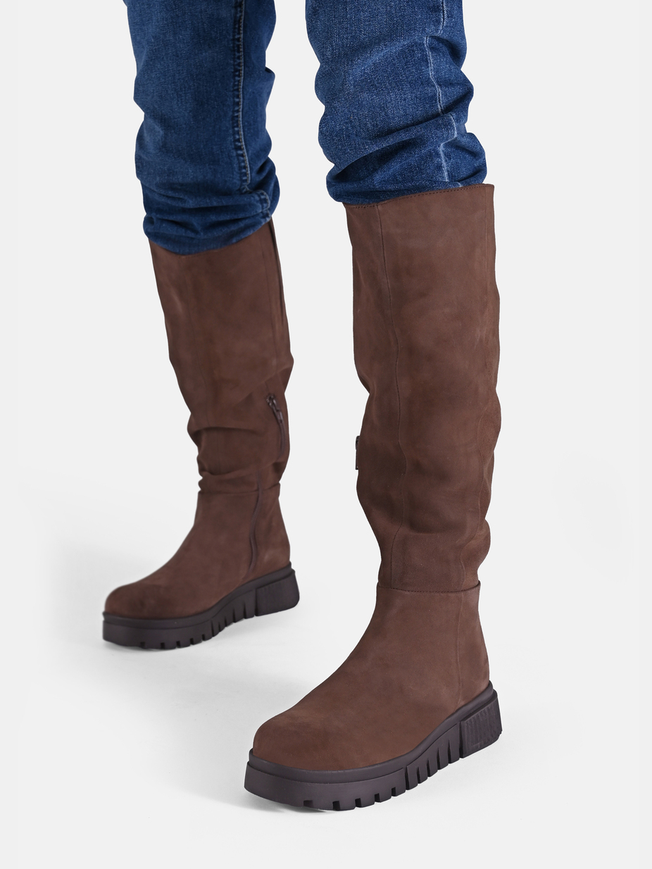 STIEFEL NAIKE