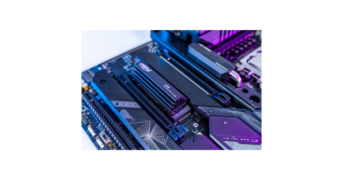 CrucialT705 1 TB SSD  (Zwart, PCIe 5.0 x4, NVMe 2.0, M.2 2280, Incl. heatsink)