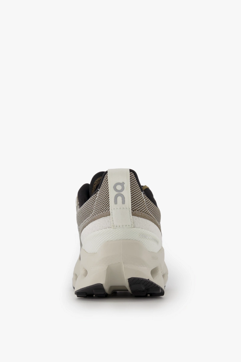 ON Cloudsurfer Trail Herren Trailrunningschuh