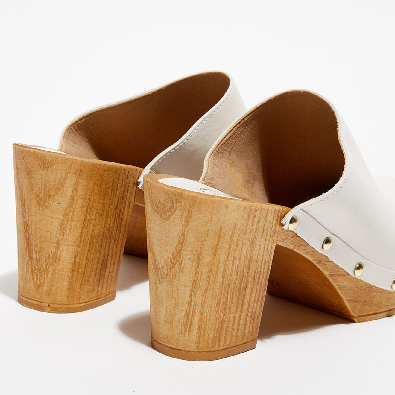Apologie Studio Sabots en Cuir Jill blanc cassé - Talon 8 cm
