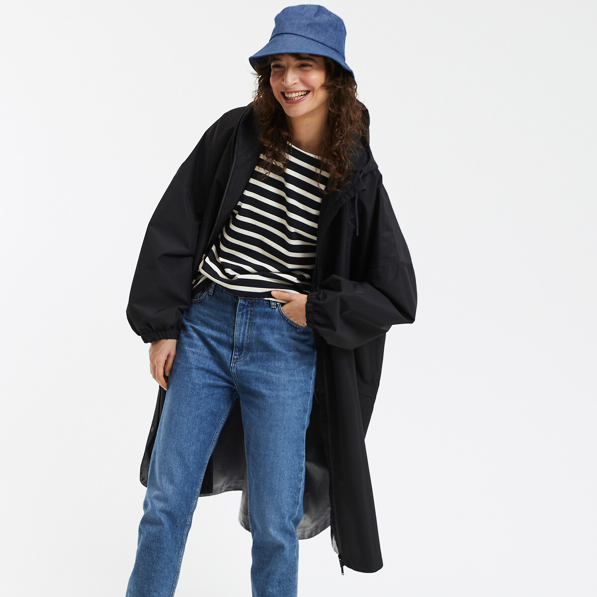 COLEÇÕES LA REDOUTE<br>Jaqueta corta-vento oversized com capuz